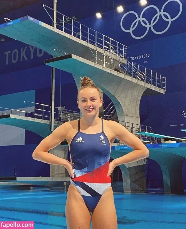 Lois Toulson Onlyfans Photo Gallery 