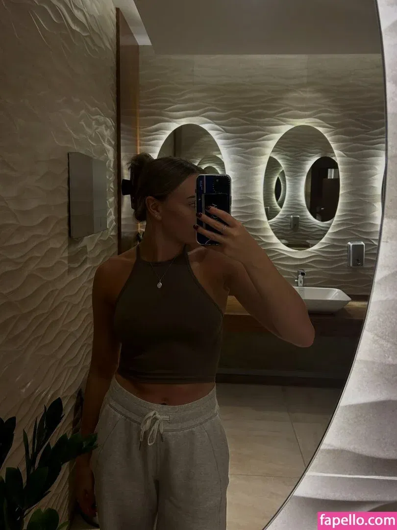 Lois Toulson Onlyfans Photo Gallery 