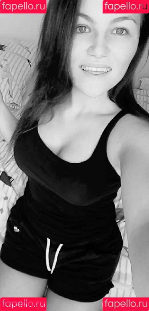 Naomi M Onlyfans Photo Gallery 
