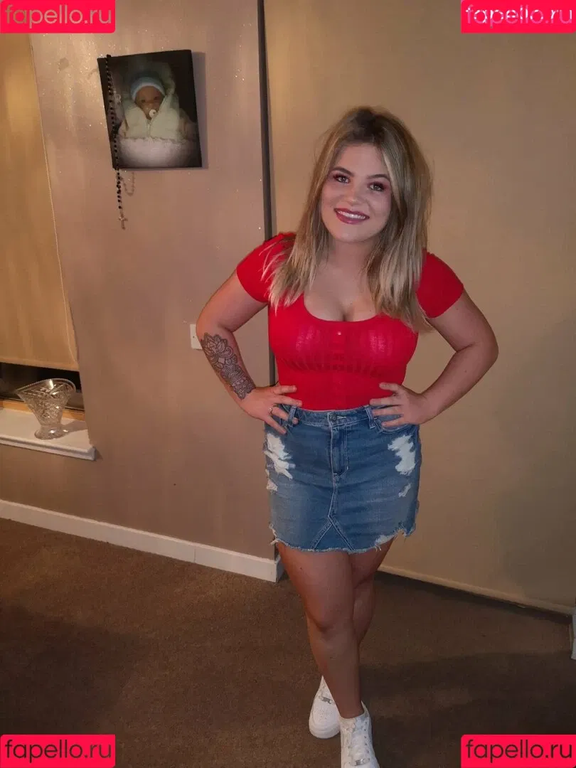 Naomi M Onlyfans Photo Gallery 