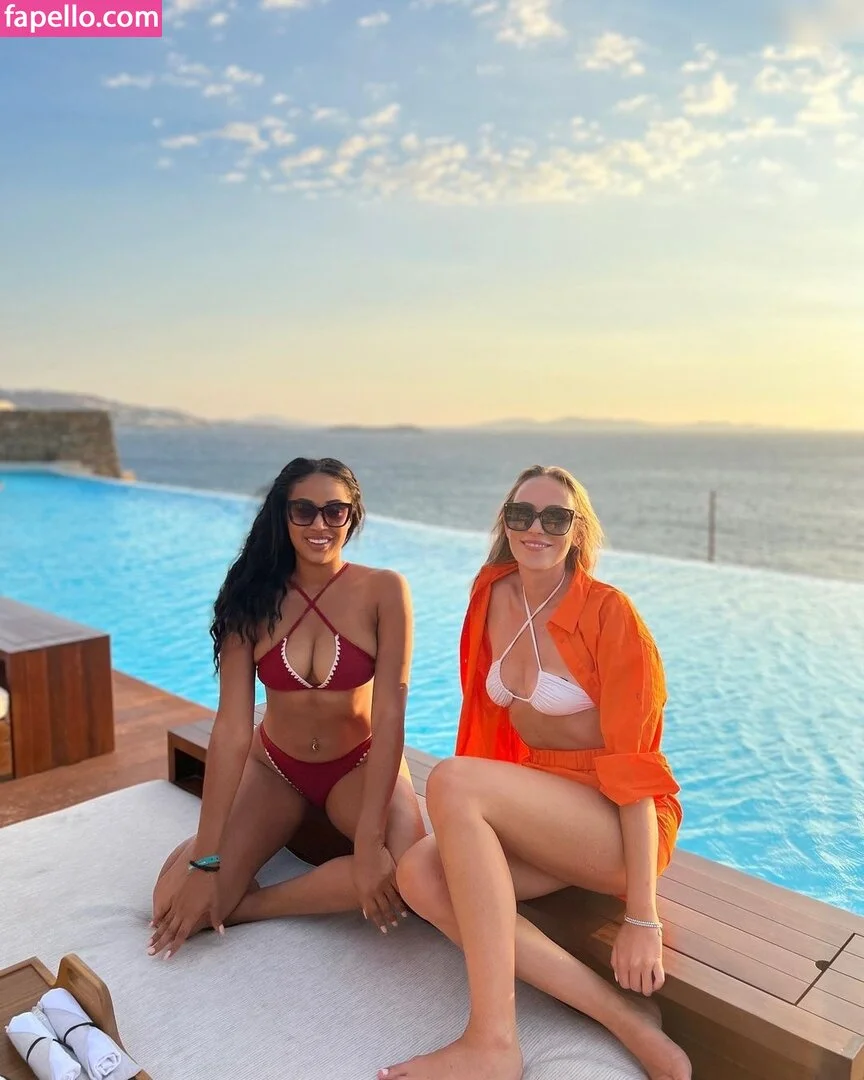 Sarah Joelle Jahnel Onlyfans Photo Gallery 