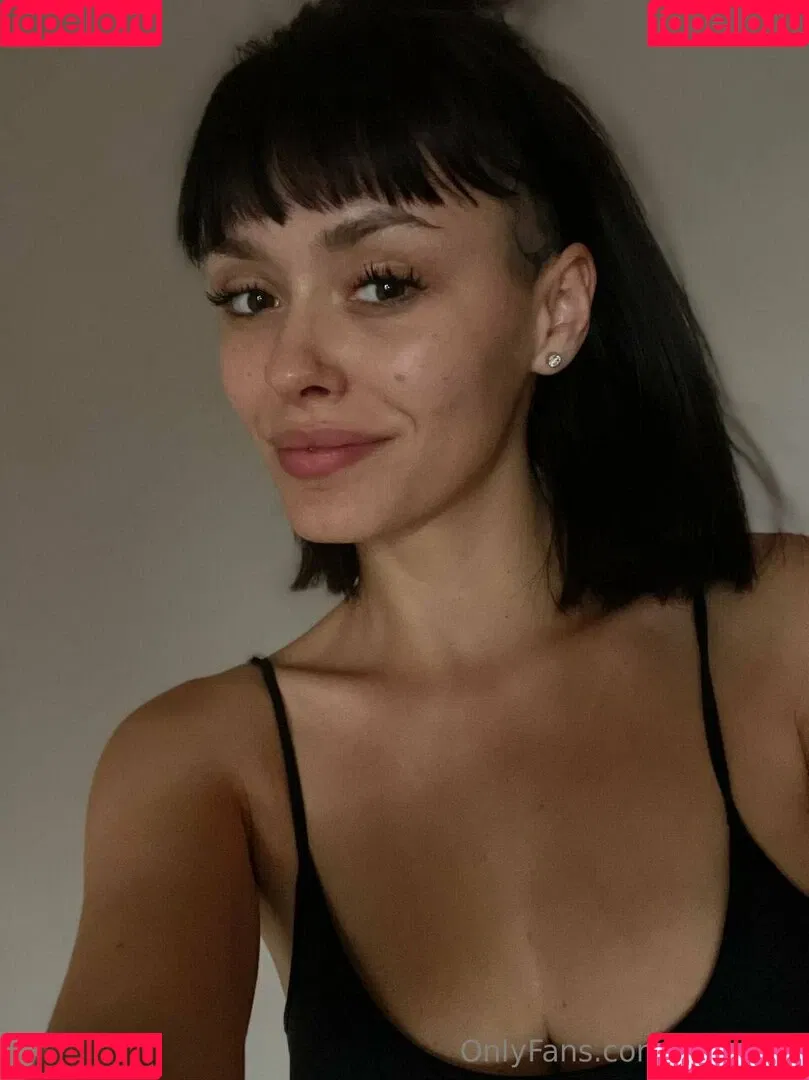 bae_mia Onlyfans Photo Gallery 