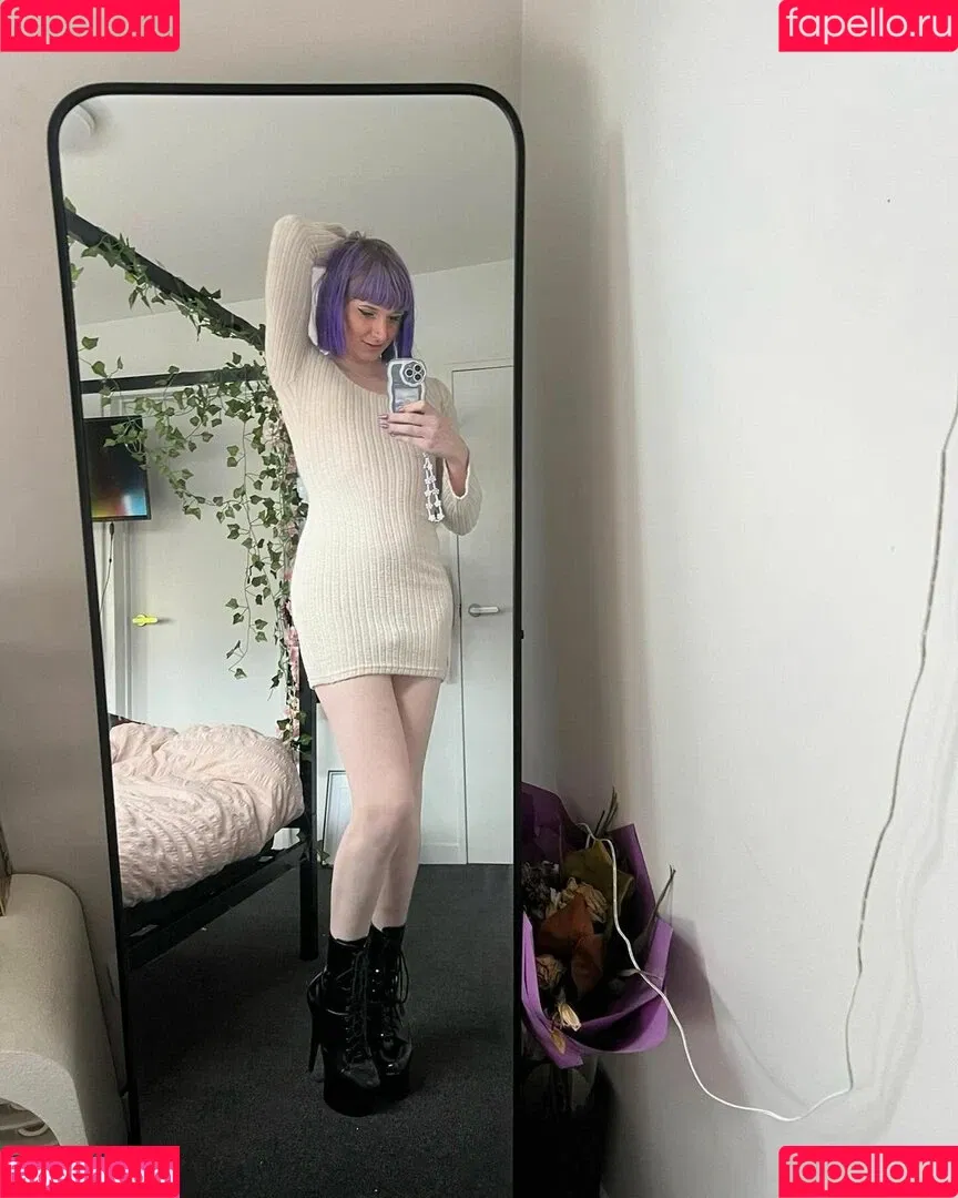 Cassie Moans Onlyfans Photo Gallery 