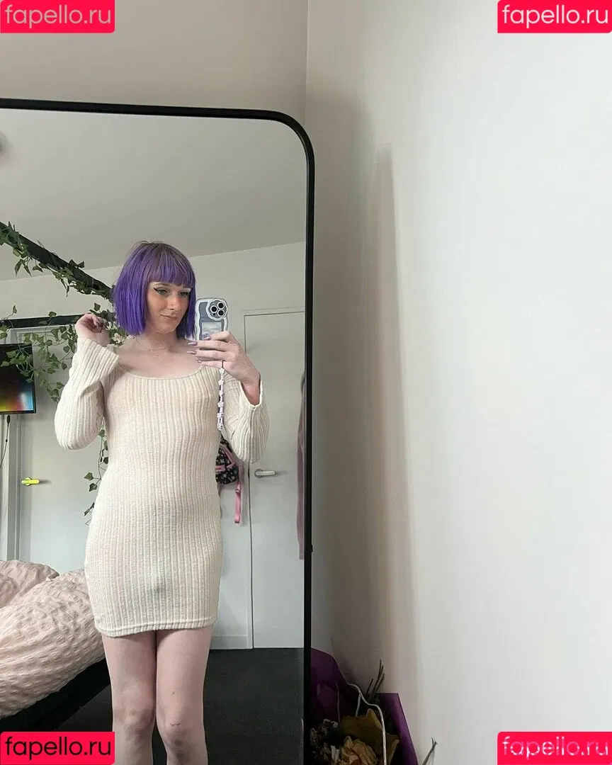 Cassie Moans Onlyfans Photo Gallery 