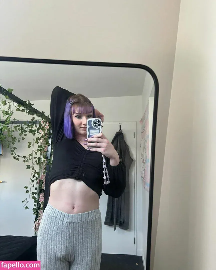 Cassie Moans Onlyfans Photo Gallery 