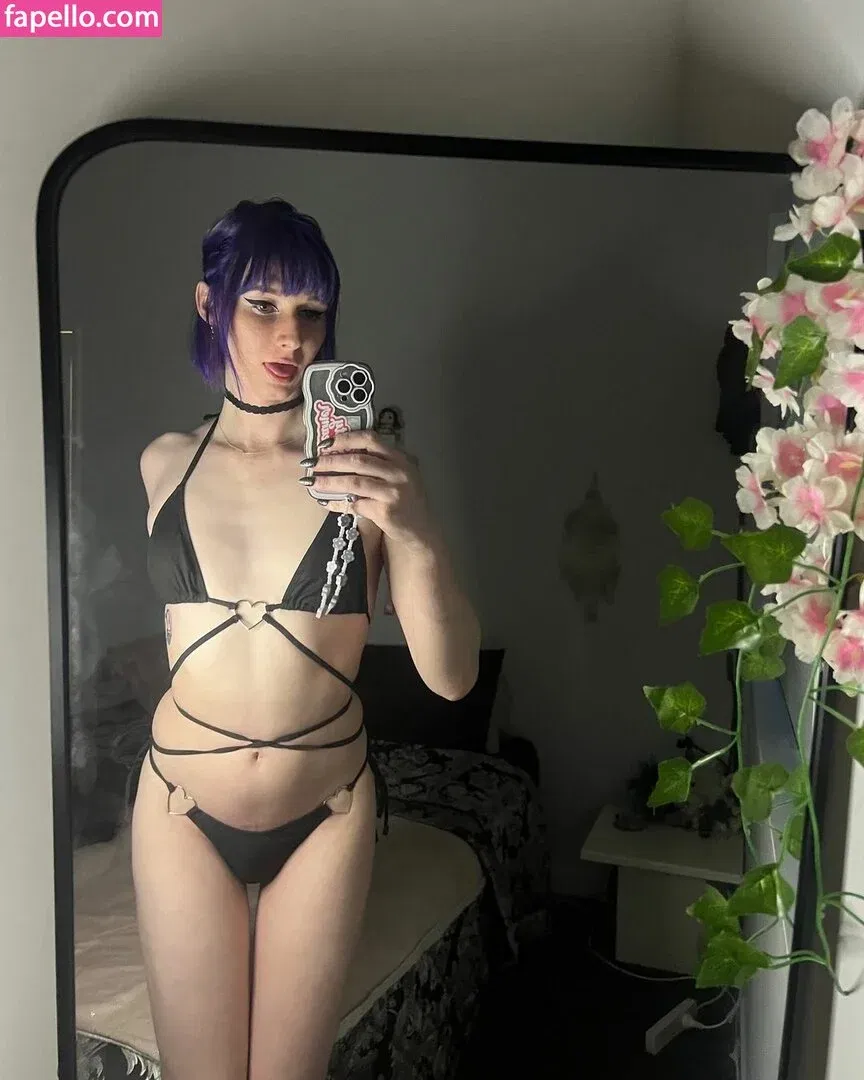 Cassie Moans Onlyfans Photo Gallery 