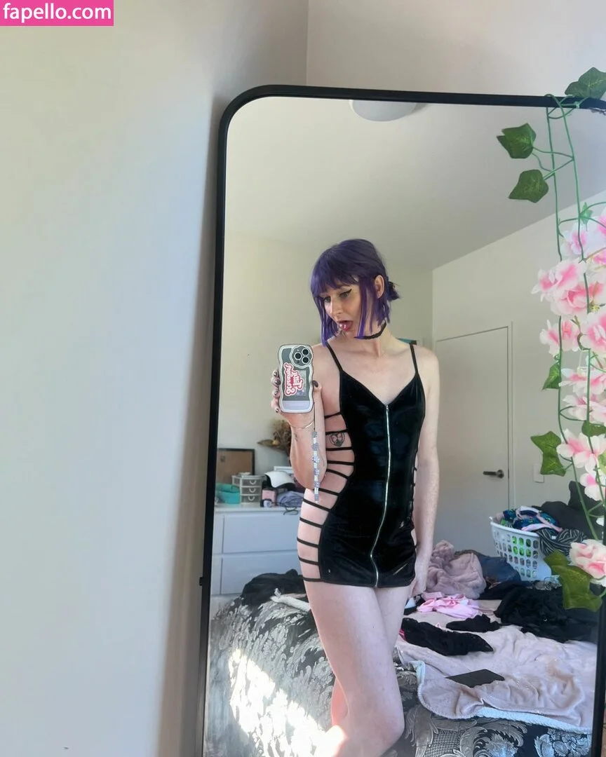 Cassie Moans Onlyfans Photo Gallery 