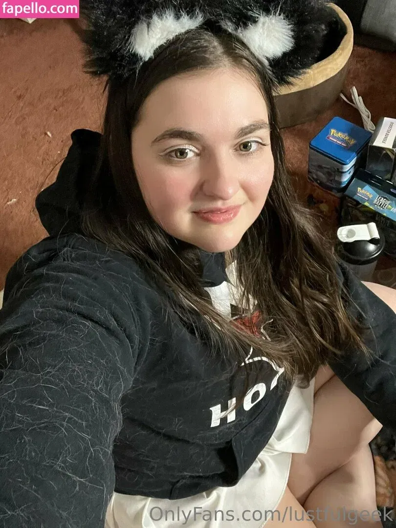 lustfulgeek Onlyfans Photo Gallery 