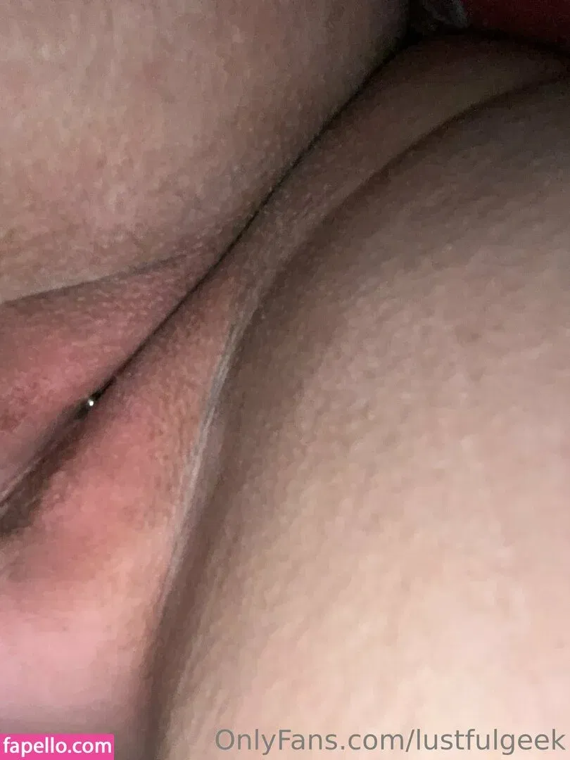 lustfulgeek Onlyfans Photo Gallery 