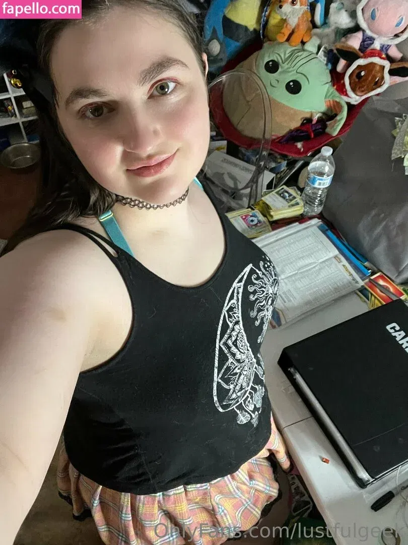 lustfulgeek Onlyfans Photo Gallery 