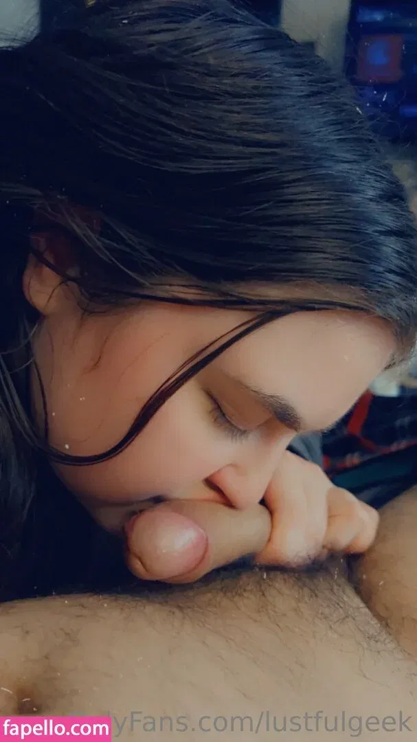 lustfulgeek Onlyfans Photo Gallery 