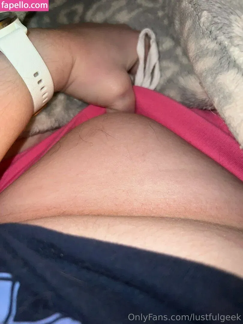 lustfulgeek Onlyfans Photo Gallery 