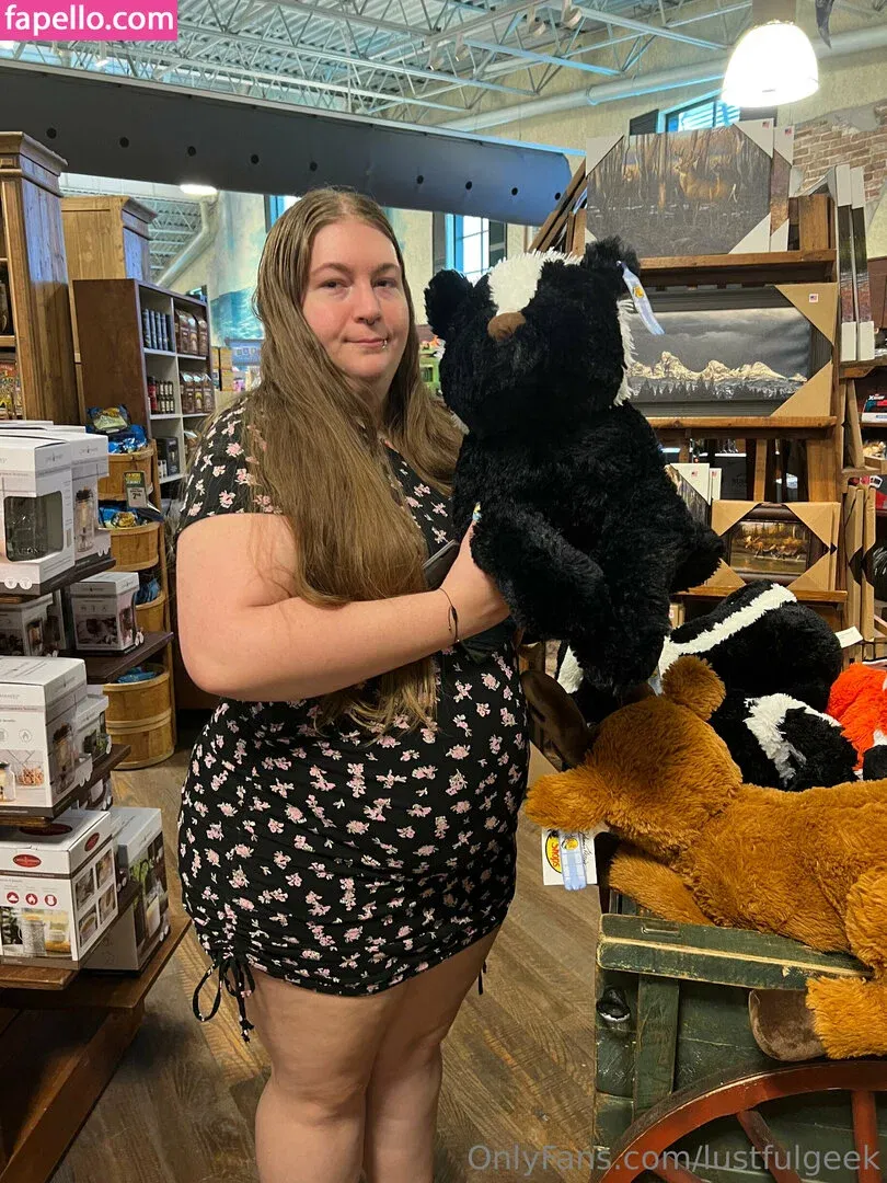 lustfulgeek Onlyfans Photo Gallery 