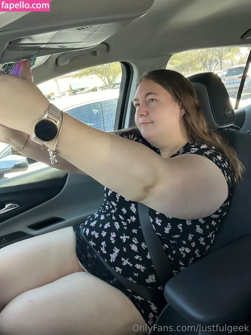 lustfulgeek Onlyfans Photo Gallery 