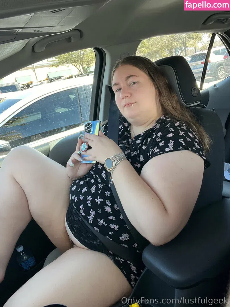 lustfulgeek Onlyfans Photo Gallery 