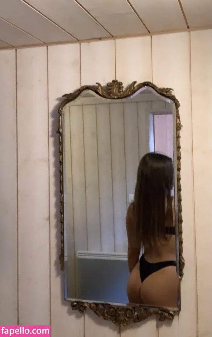 emmy_almyy Onlyfans Photo Gallery 