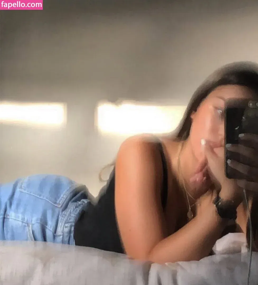 emmy_almyy Onlyfans Photo Gallery 