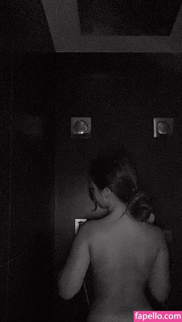 emmy_almyy Onlyfans Photo Gallery 