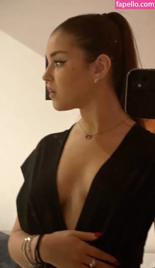 emmy_almyy Onlyfans Photo Gallery 