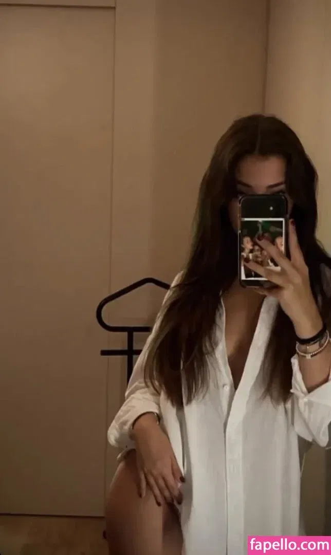 emmy_almyy Onlyfans Photo Gallery 