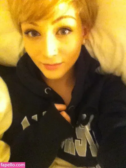 emmy_almyy Onlyfans Photo Gallery 