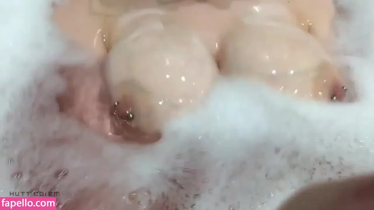 emmy_almyy Onlyfans Photo Gallery 