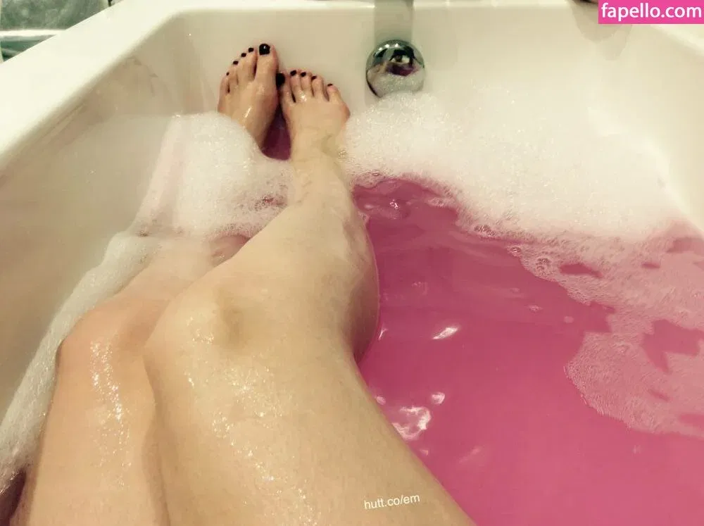 emmy_almyy Onlyfans Photo Gallery 