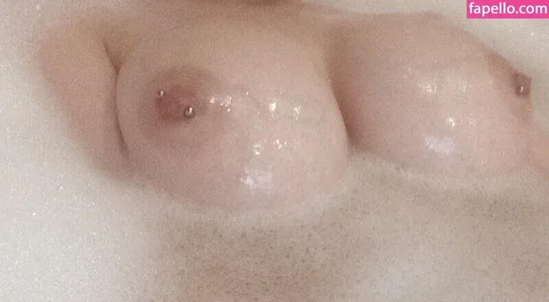 emmy_almyy Onlyfans Photo Gallery 