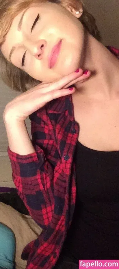 emmy_almyy Onlyfans Photo Gallery 