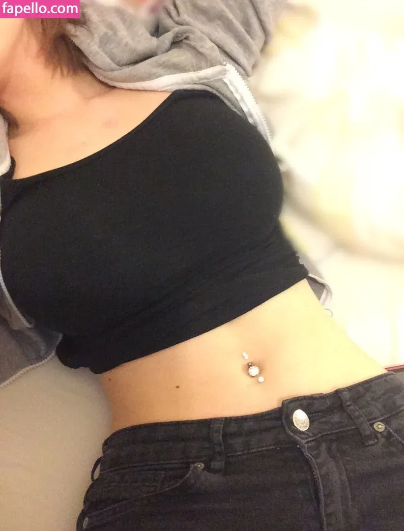 emmy_almyy Onlyfans Photo Gallery 