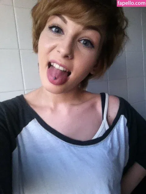 emmy_almyy Onlyfans Photo Gallery 