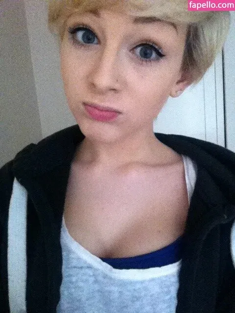 emmy_almyy Onlyfans Photo Gallery 