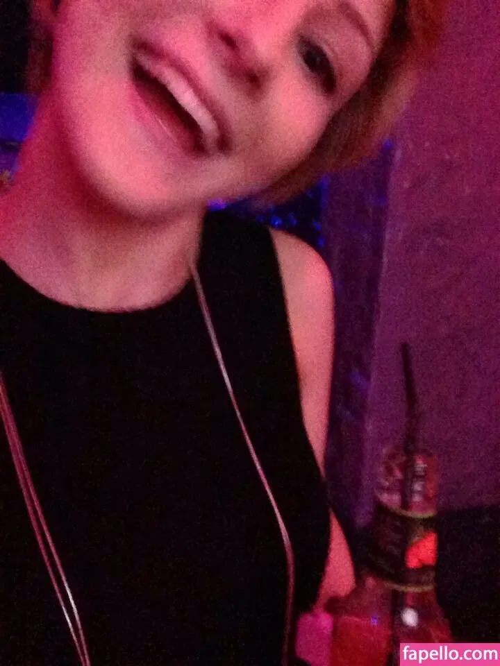 emmy_almyy Onlyfans Photo Gallery 