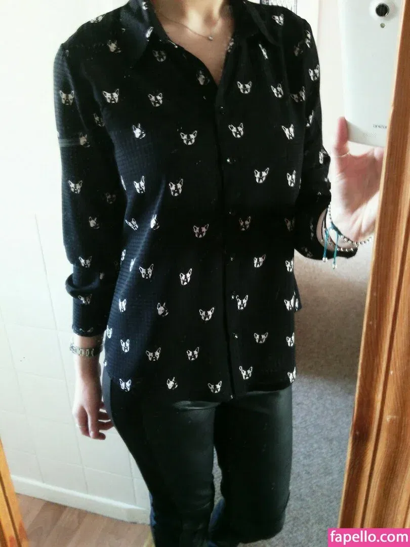 emmy_almyy Onlyfans Photo Gallery 