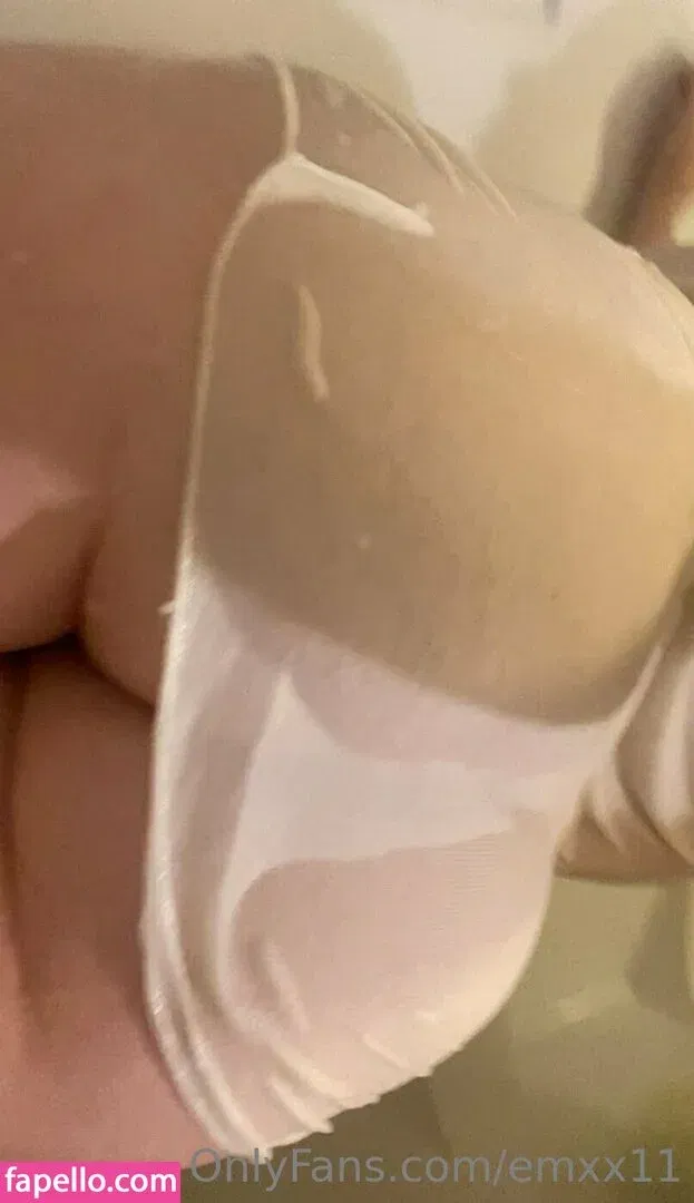 emmy_almyy Onlyfans Photo Gallery 