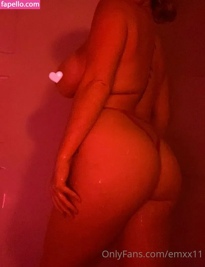 emmy_almyy Onlyfans Photo Gallery 