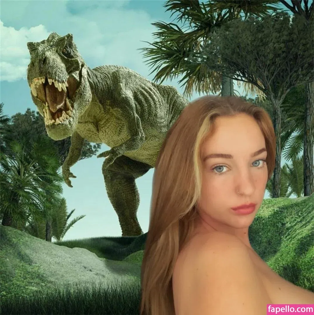 emmy_almyy Onlyfans Photo Gallery 