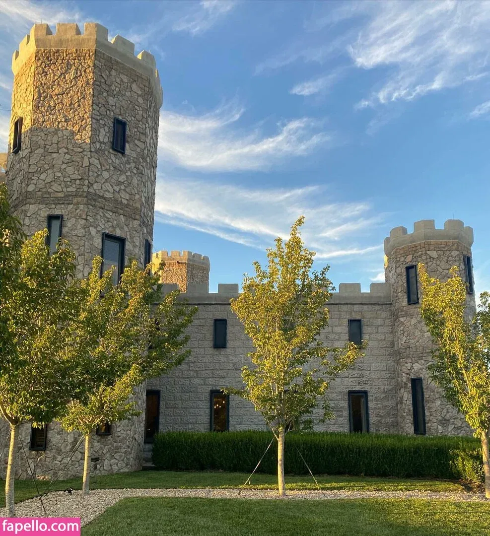 emmy_almyy Onlyfans Photo Gallery 