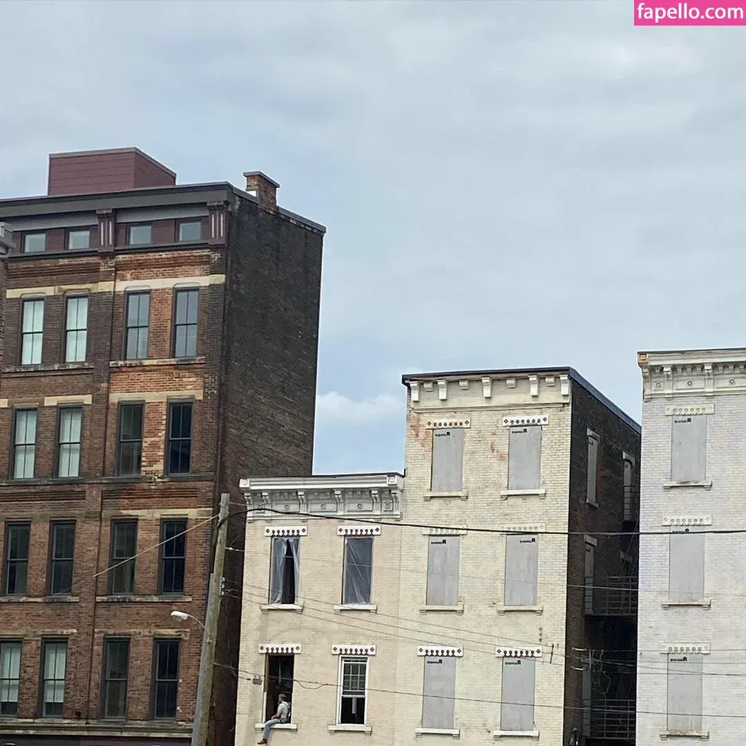 emmy_almyy Onlyfans Photo Gallery 