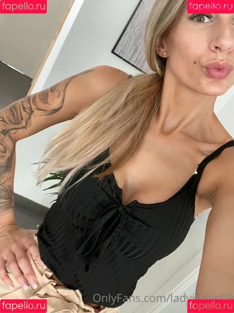 Ladyjamie69 Onlyfans Photo Gallery 