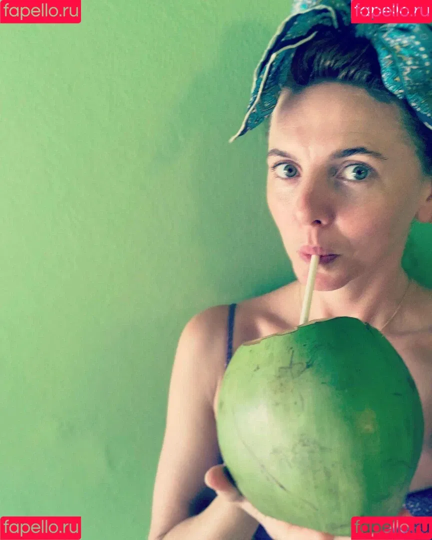 Ophelia Lovibond Onlyfans Photo Gallery 