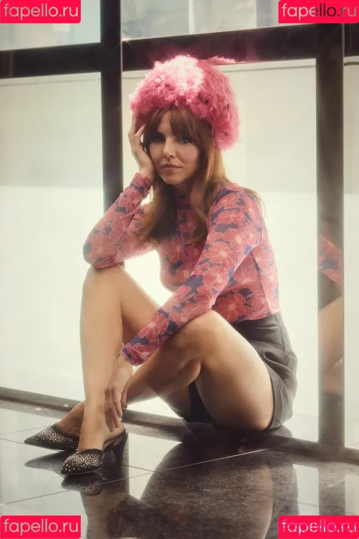 Ophelia Lovibond Onlyfans Photo Gallery 