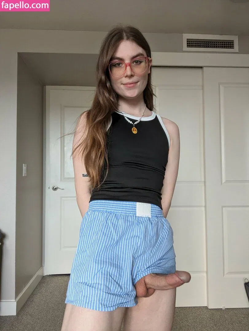 Nimah Onlyfans Photo Gallery 