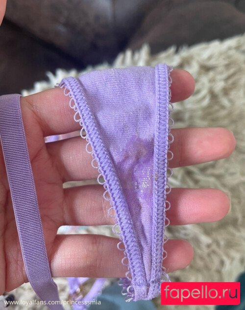 Princesssmiaxx Nude Onlyfans Photo 6