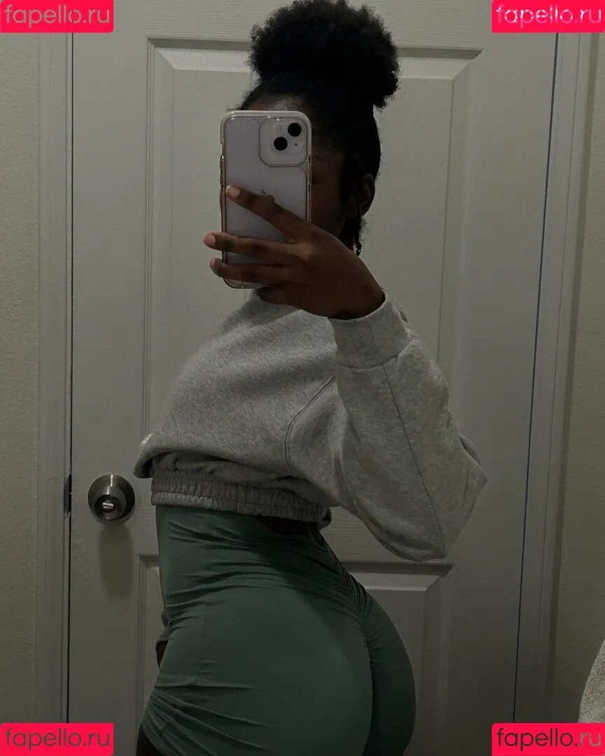 Ebony Butts Onlyfans Photo Gallery 