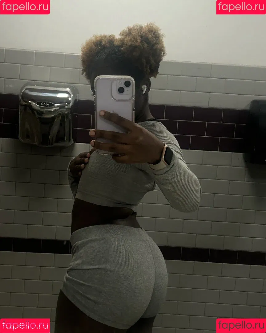 Ebony Butts Onlyfans Photo Gallery 