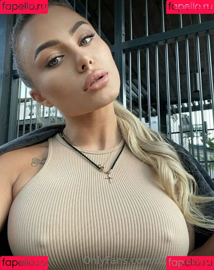 Oliviacatvip Onlyfans Photo Gallery 