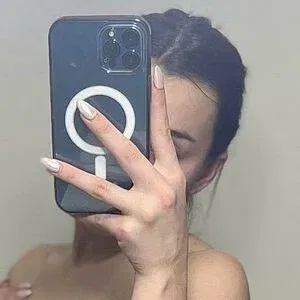 Red Mia Onlyfans Photo Gallery 