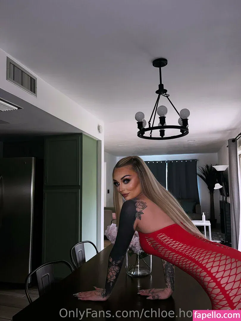 Chloe Houston Onlyfans Photo Gallery 