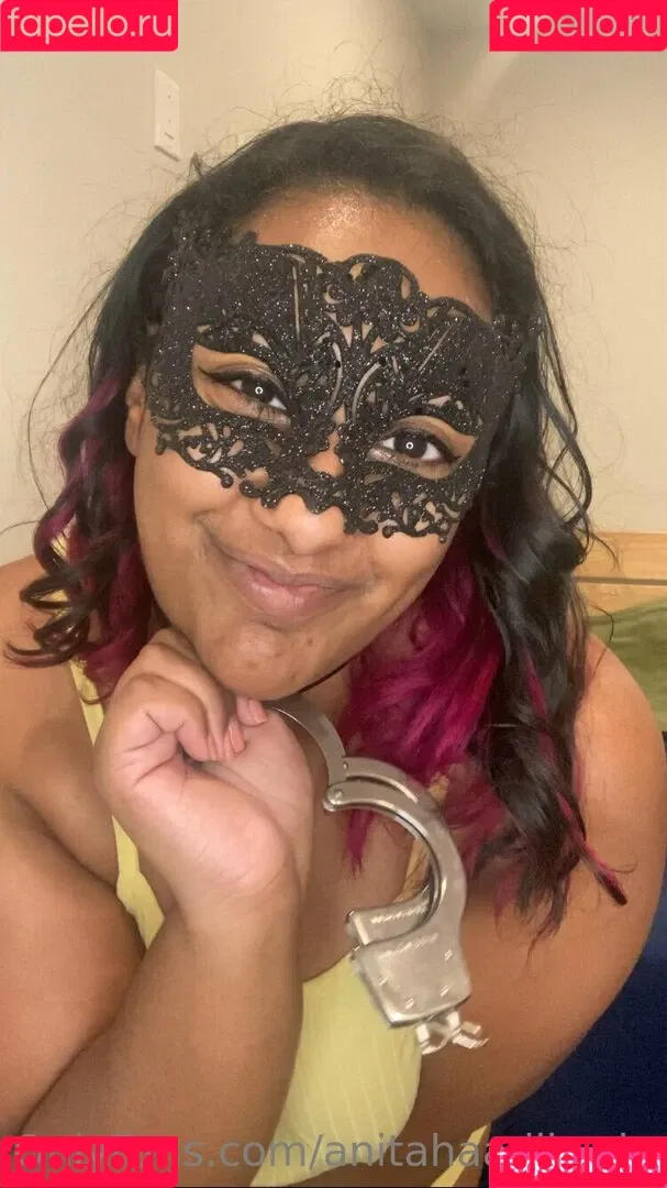 anitahaadik_vip Onlyfans Photo Gallery 